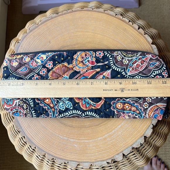 Vera Bradley Vintage Zippered Storage Bag, Kensington Pattern, Approx 12” x 5” - Picture 2 of 7